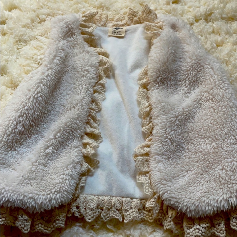Cozy cute vest!